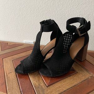 Black Suede Sandal Heel